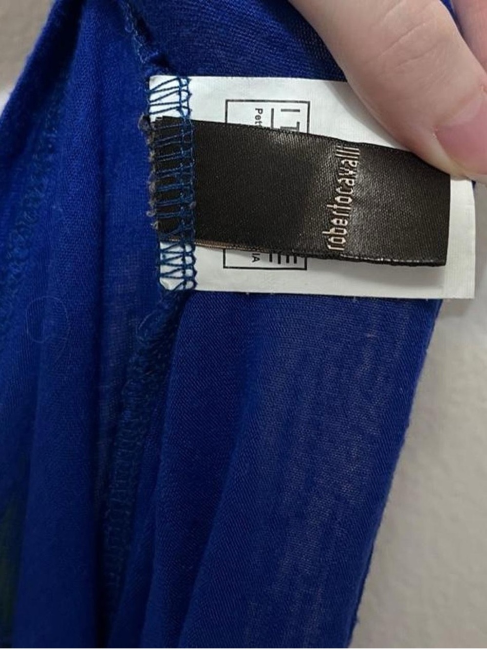 Roberto Cavalli feather blue short sleeve top - Picture 8 of 8